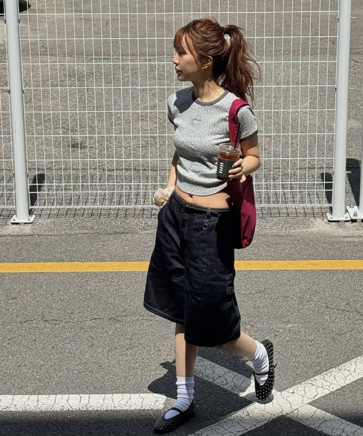 커버낫 우먼(COVERNAT WOMAN) 우먼 크롭 아일렛 티셔츠 멜란지 그레이
