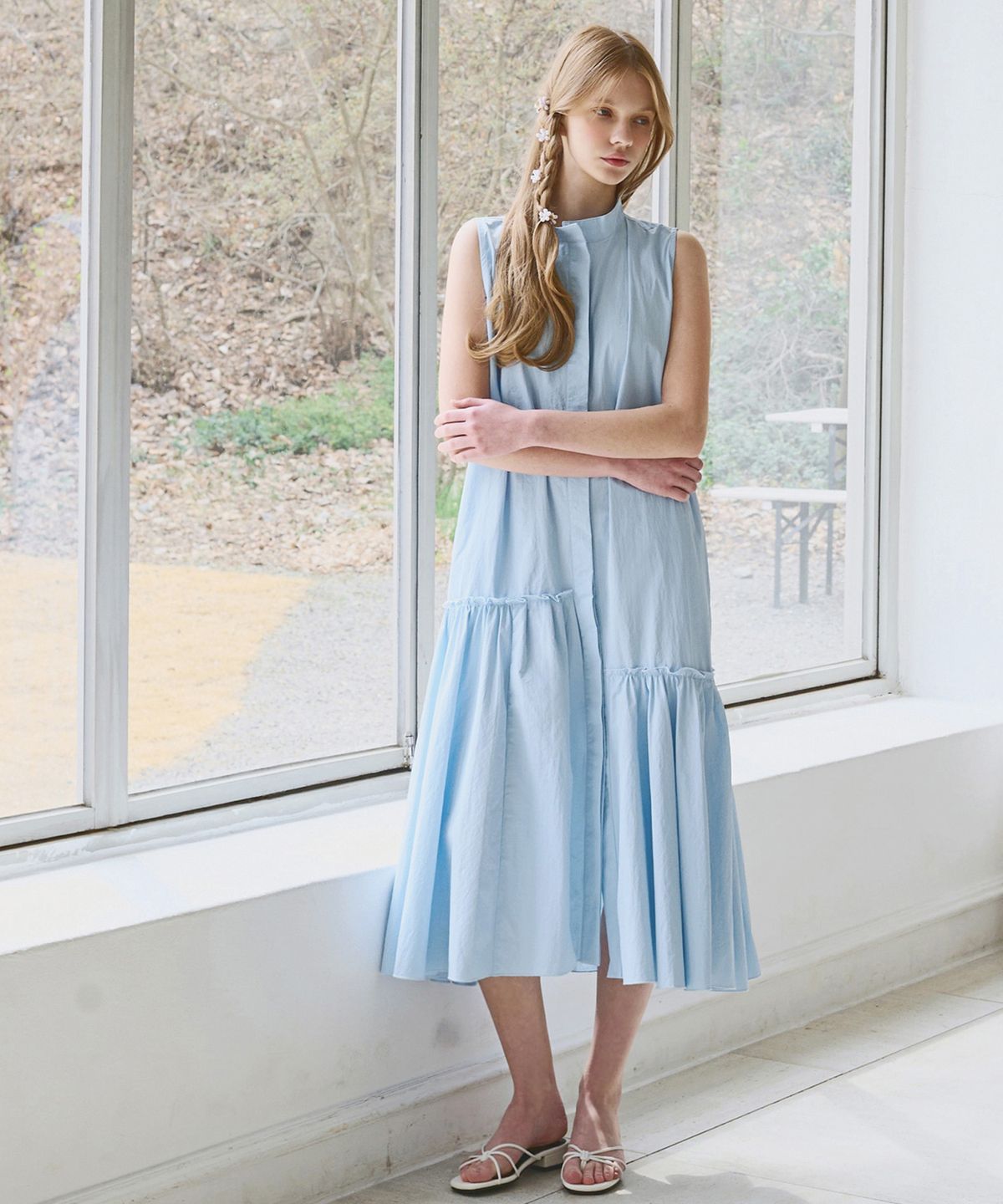슬로우롤리(SLOWLOLLI) Flowy tiered sleeveless dress_2 Colors