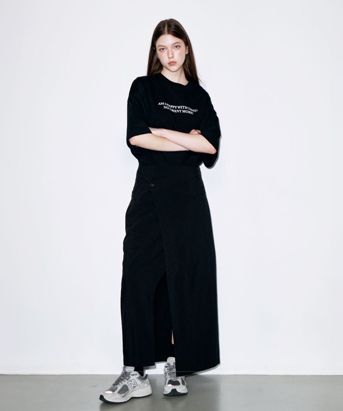 콜드블랭킷(COLD BLANKET) 노엘 아웃사이드심 반팔 맨투맨 블랙 티셔츠