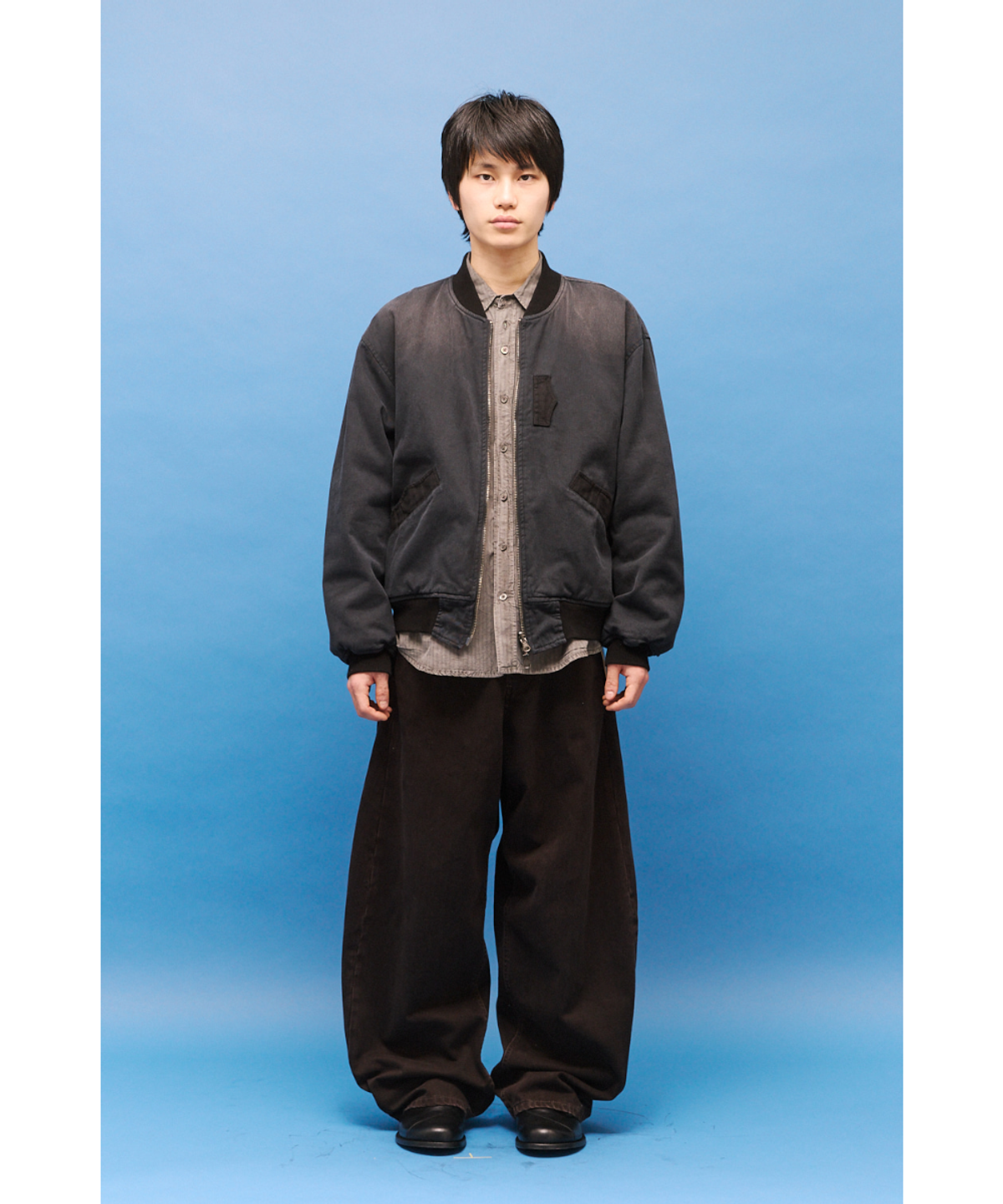 해칭룸(HATCHINGROOM) Reversible Bomber Black