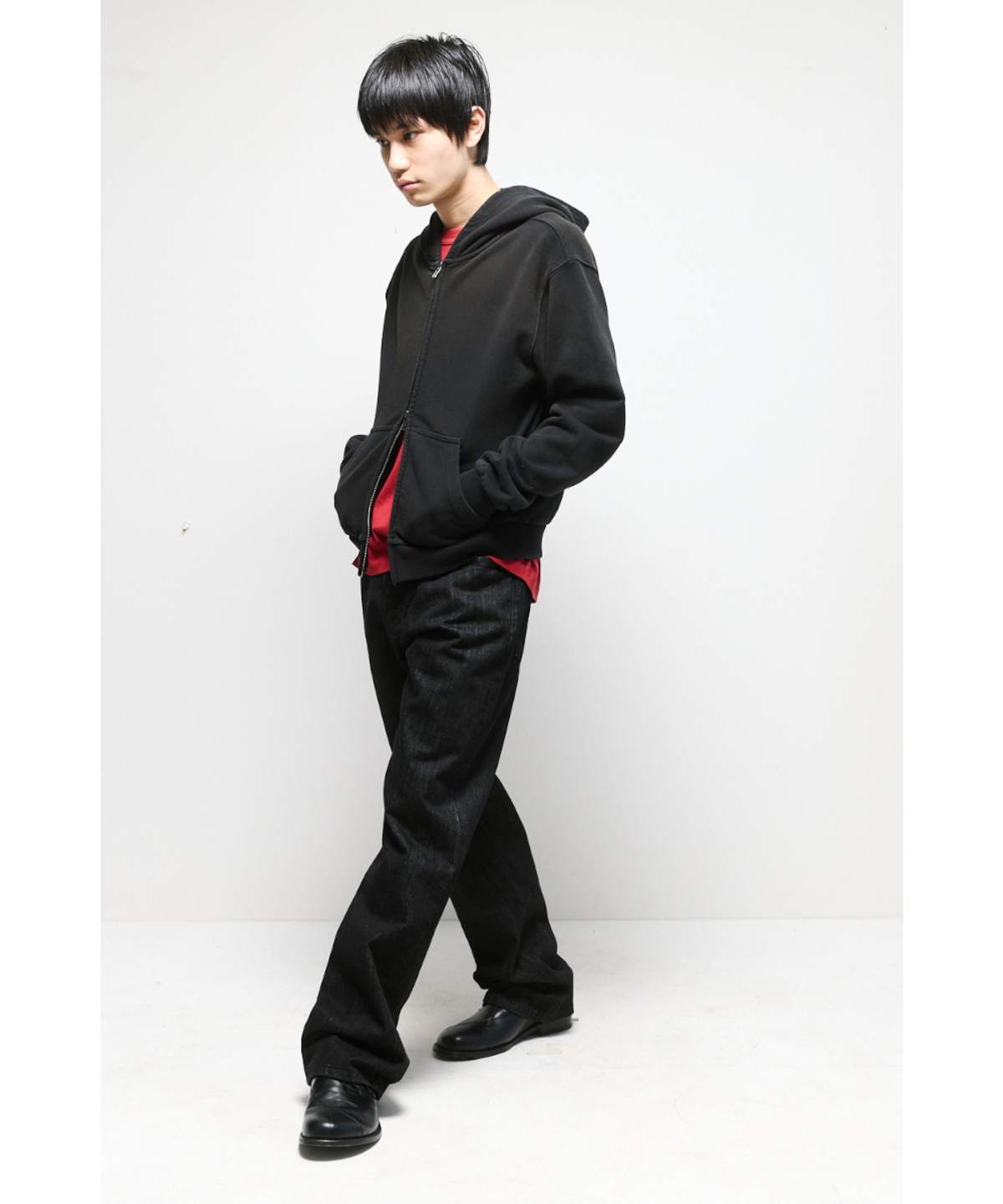 해칭룸(HATCHINGROOM) Straight Jeans Black