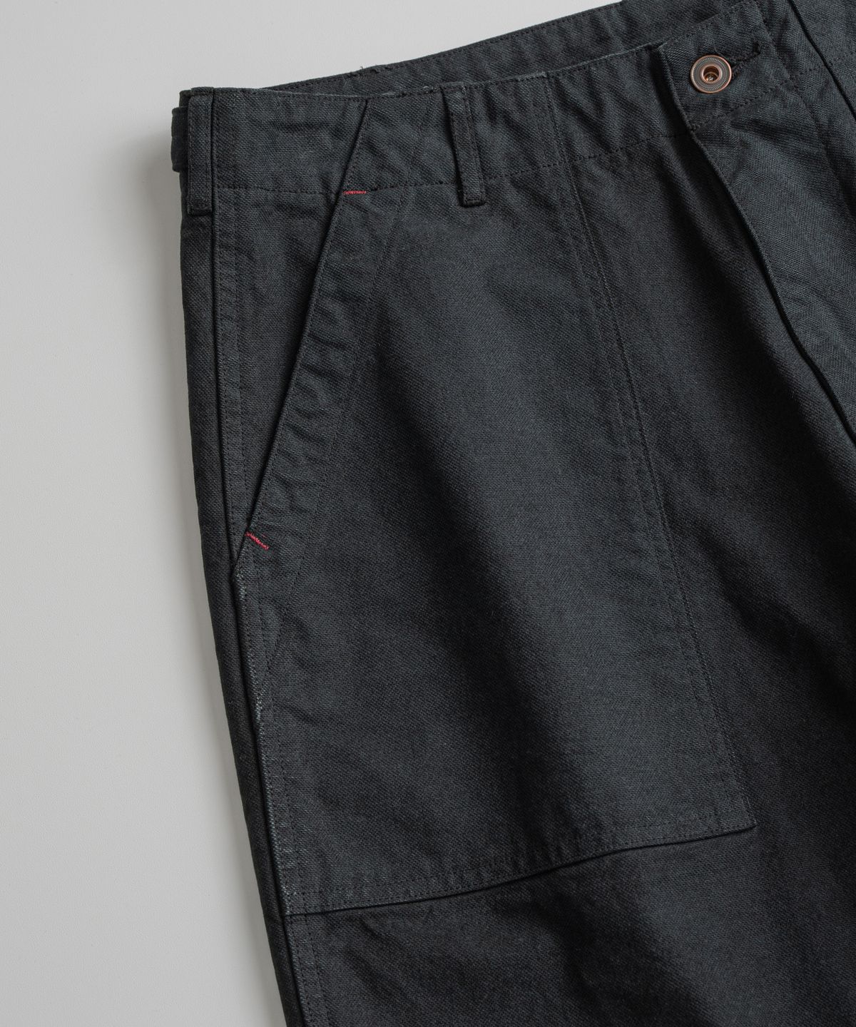 비헤비어(BEHEAVYER) DYED CANVAS FATIGUE 1/2 PANTS black