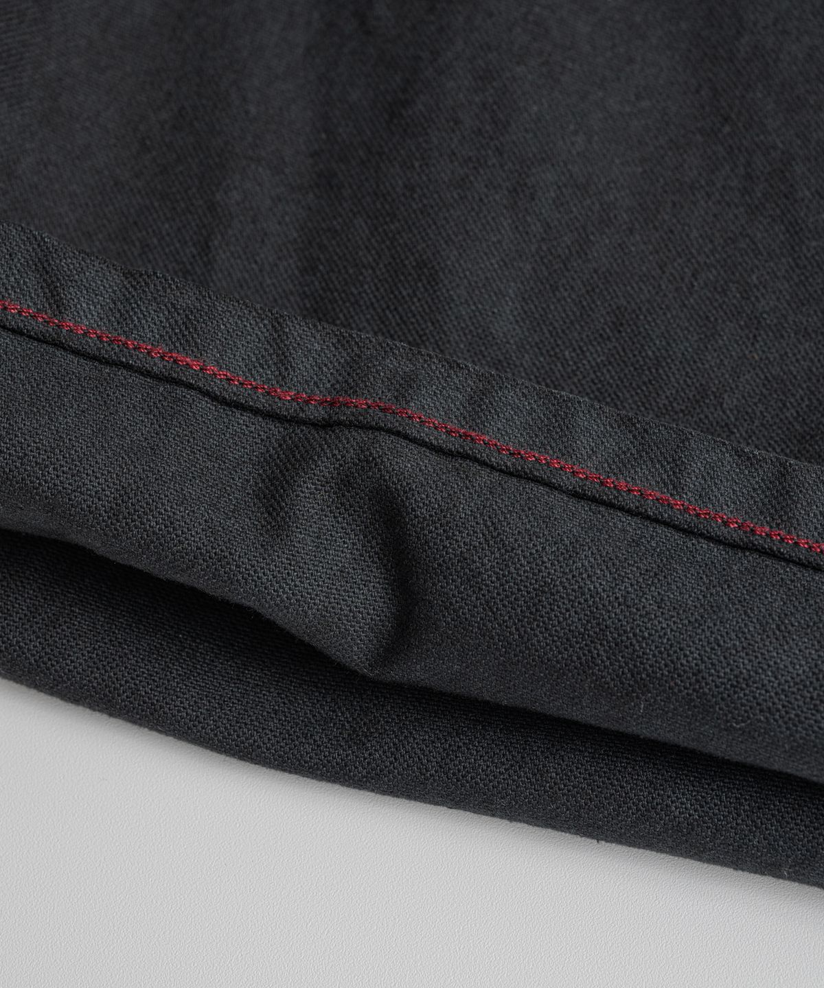 비헤비어(BEHEAVYER) DYED CANVAS FATIGUE 1/2 PANTS black