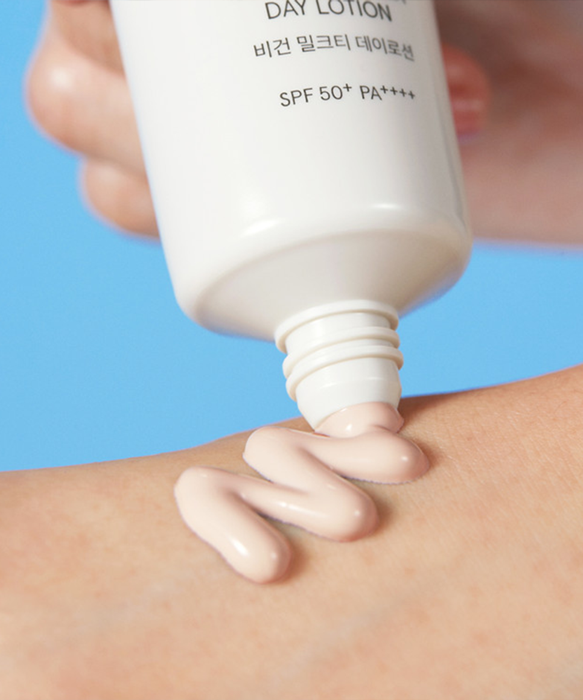 심플리웍스(SIMPLYWORKS) 비건 밀크티 데이로션 SPF50 50ml