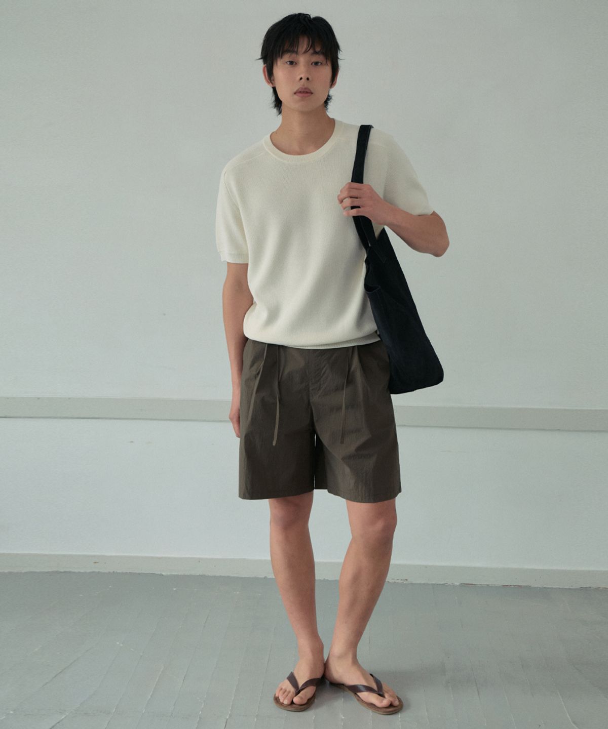 웬즈데이오아시스(WEDNESDAY OASIS) 하프 원턱 쇼츠_KHAKI BROWN(WB6PT14)