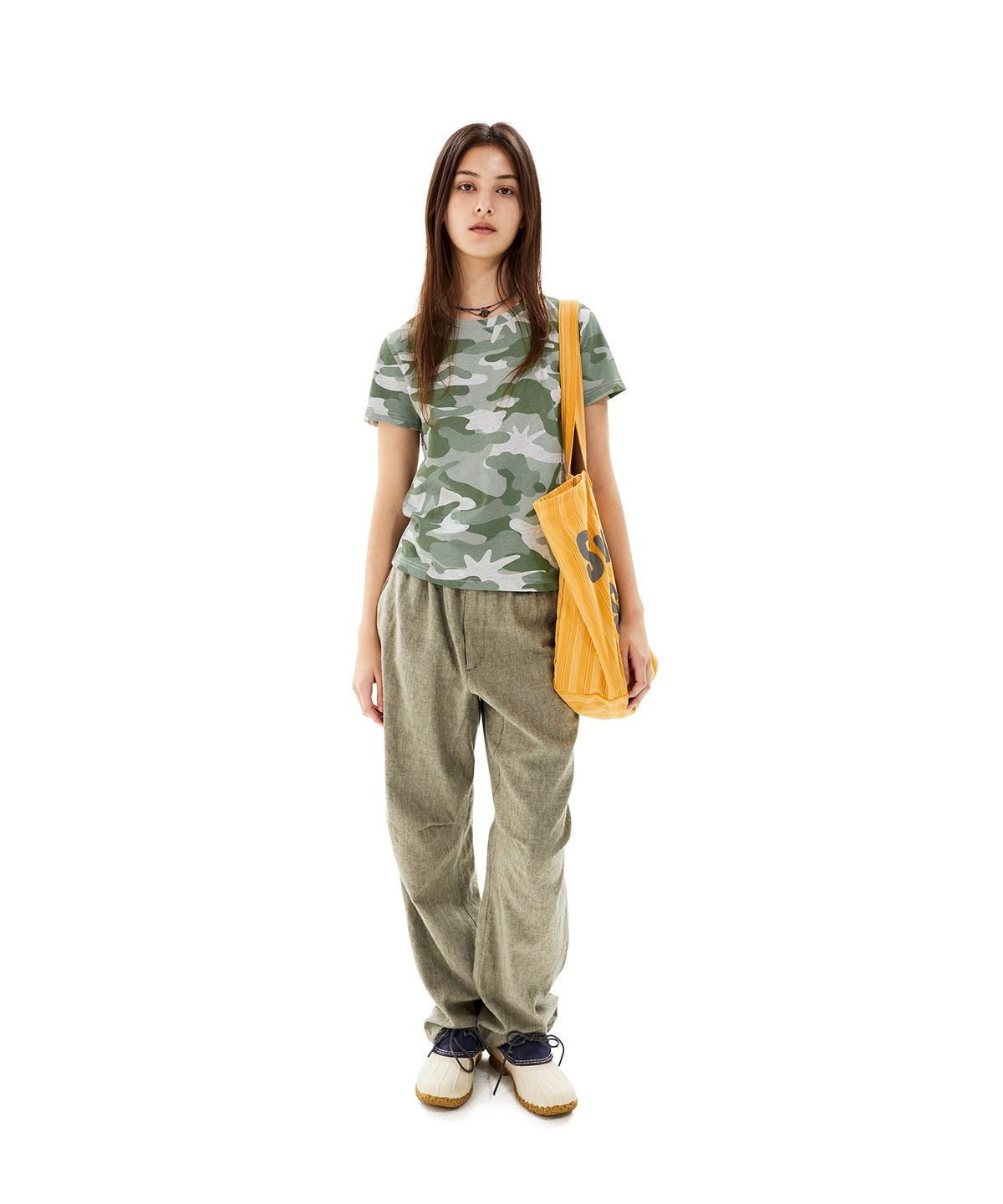 썬러브투어(SUNLOVETOUR) W Camo Tee Olive