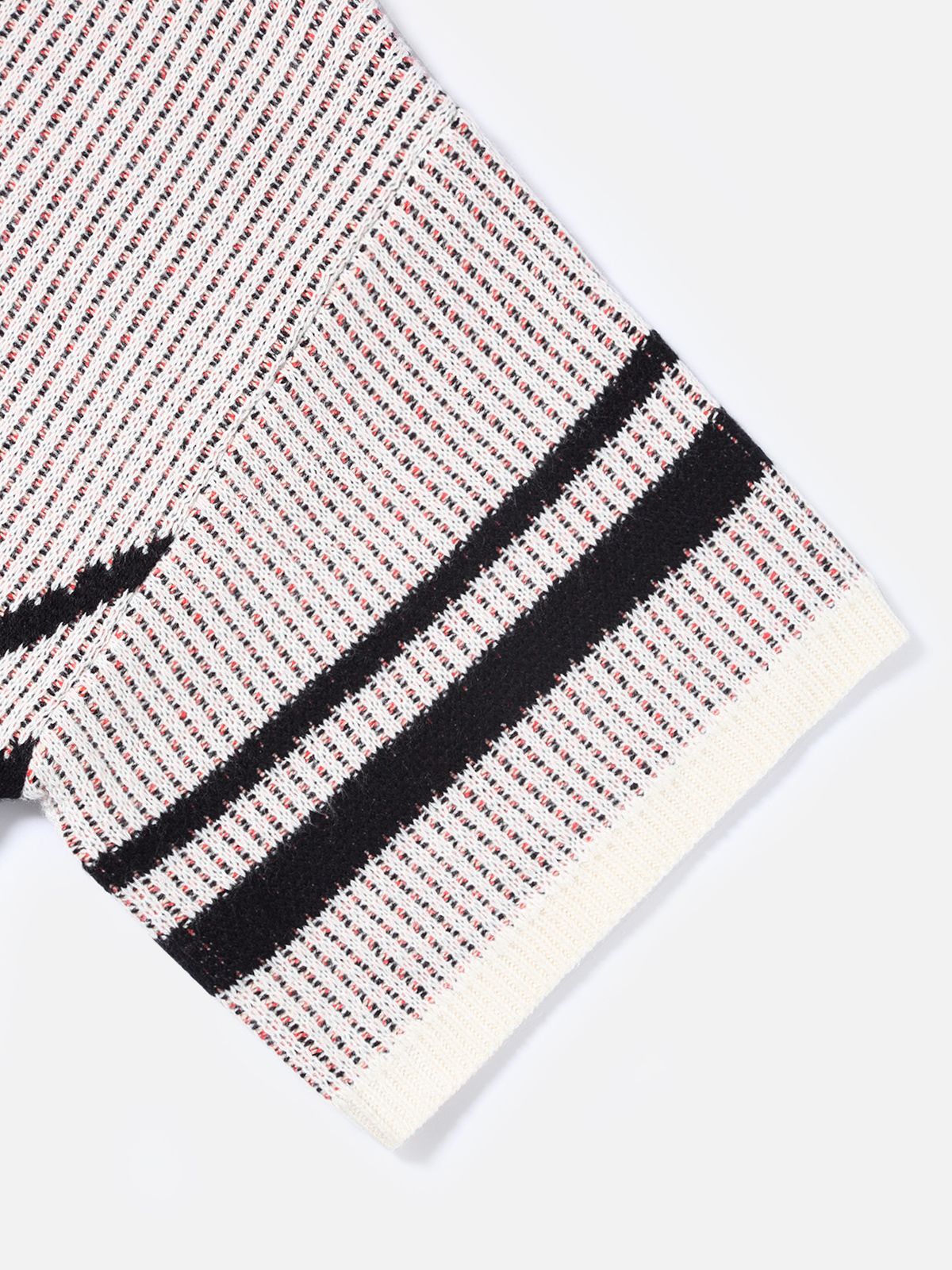 엘프릭 에덴(AELFRIC EDEN) 77 V-Neck Knit반소매 티셔츠 AE25CTQ20502-01BBRB