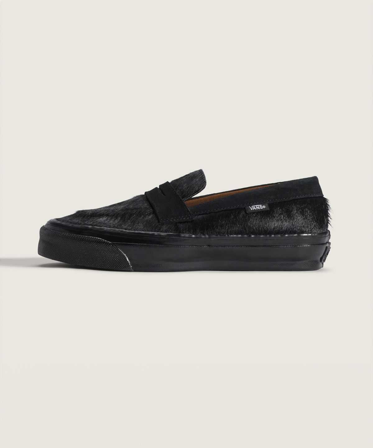 반스(VANS) 프리미엄 로퍼 53 LX - (포니헤어) 블랙 / VN000VASBLA1