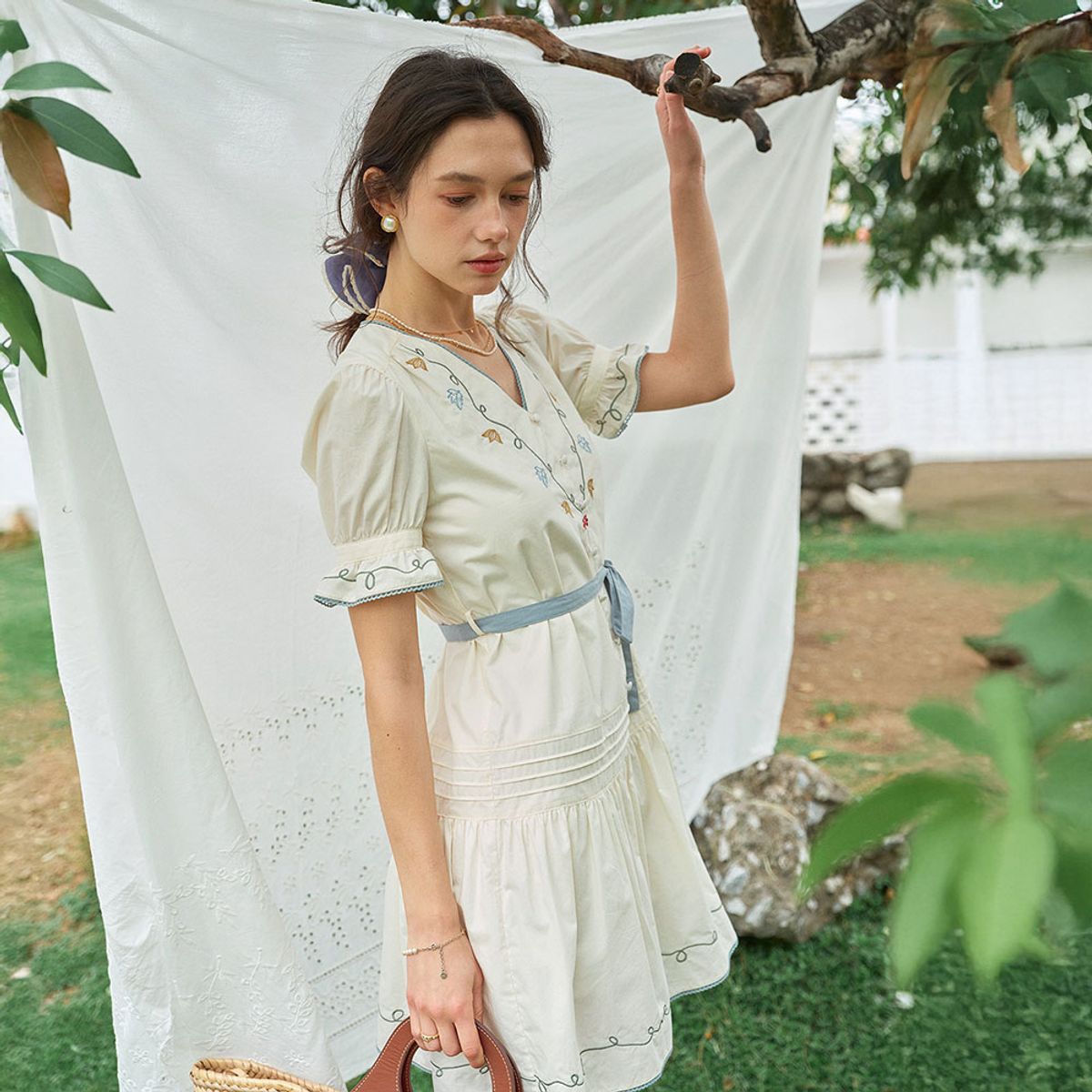 심플레트로(SIMPLE RETRO) SR_Flower poem dress