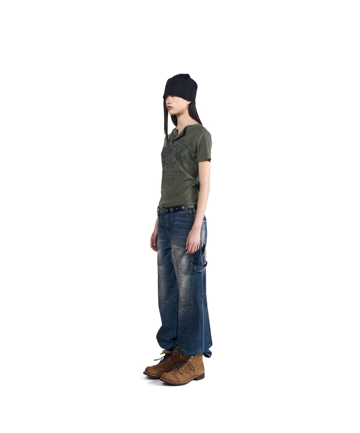 아캄(AAKAM) Shield Henry Neck Half Top (Khaki)