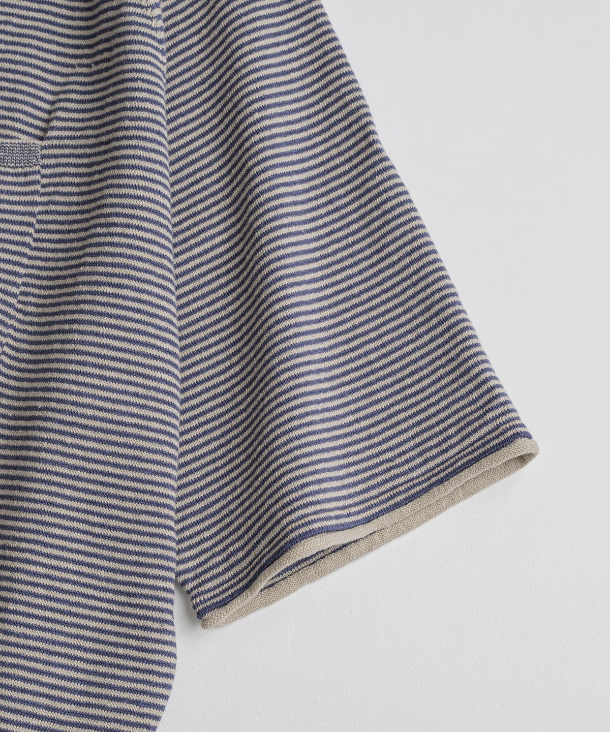 비헤비어(BEHEAVYER) EUROPEAN FLAX™ LINEN ROLL NECK 1/2 KNIT greige/purple