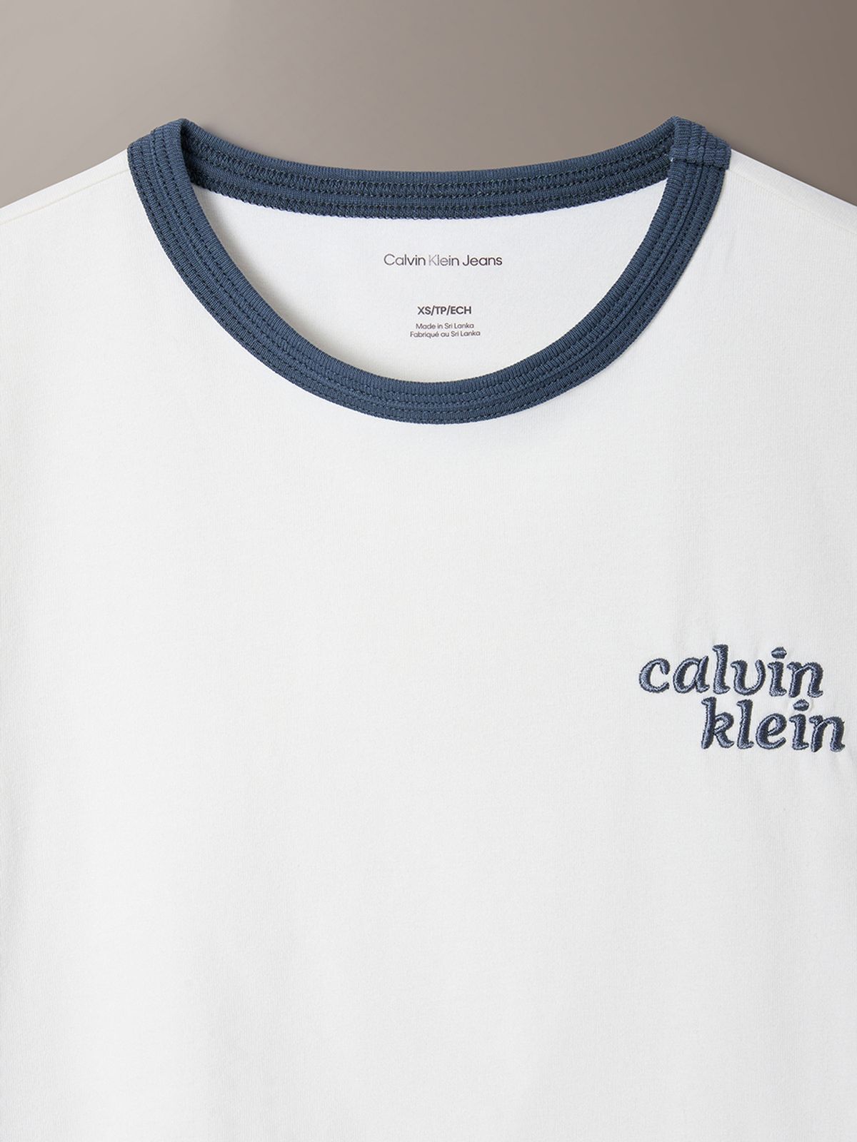 캘빈클라인 진(CALVIN KLEIN JEANS) 여성 슬림 로고 링거 반팔 티셔츠 47G803G YAS