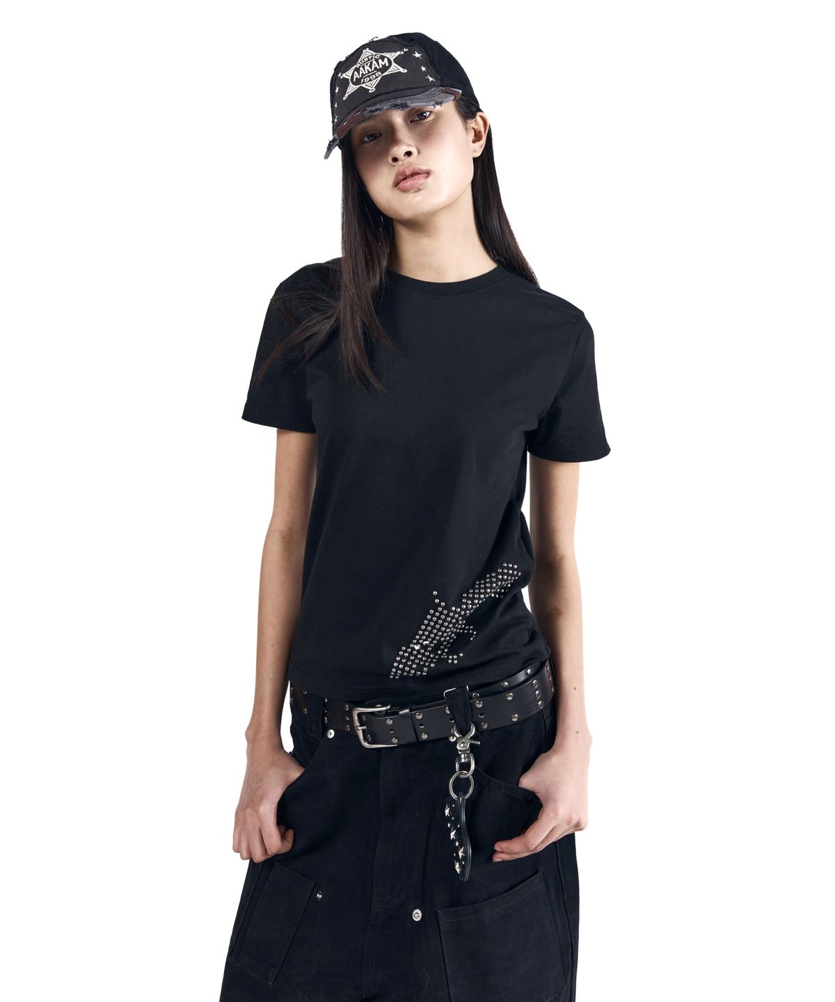 아캄(AAKAM) Studded Pistol Half Top (Black)