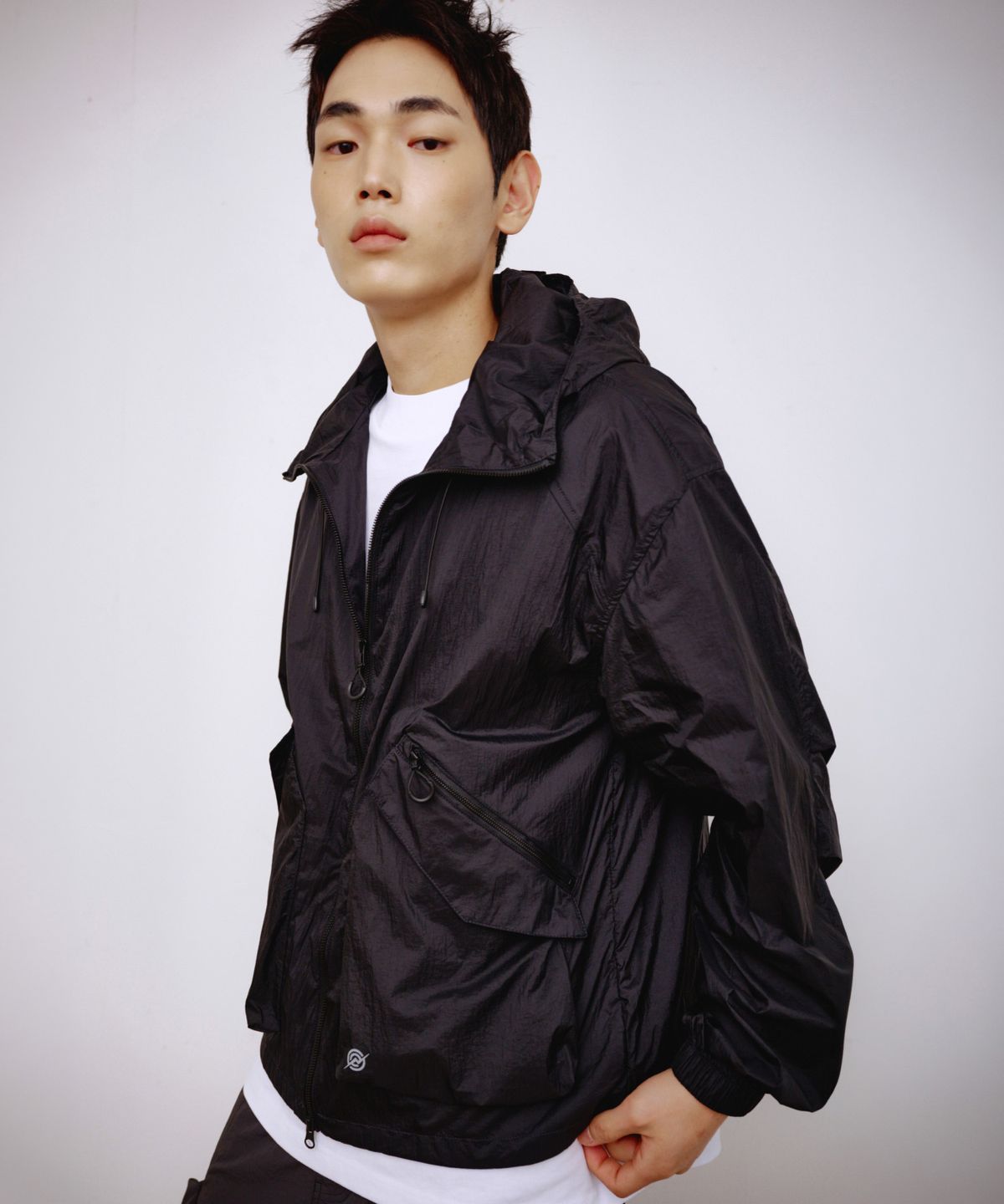 칼라파타르(KALAPATTHAR) X-RAY ULTRA LIGHT WINDBREAKER - BLACK
