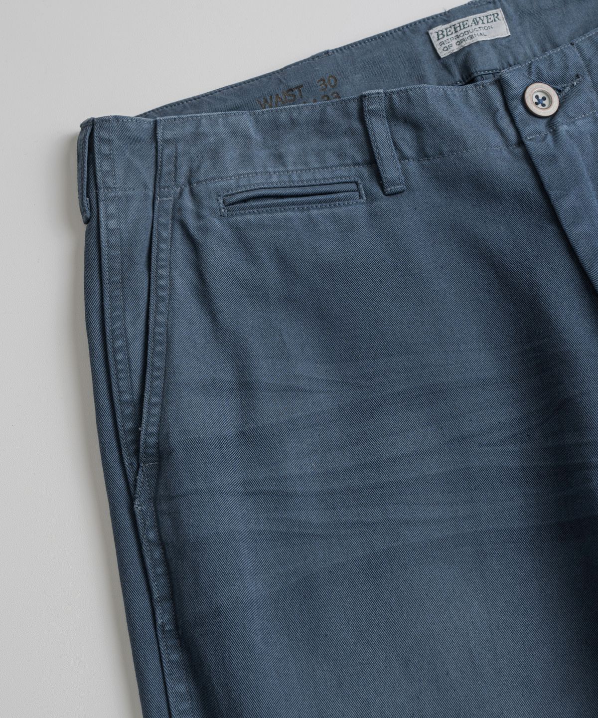 비헤비어(BEHEAVYER) USED 1942 CHINO TROUSERS navy