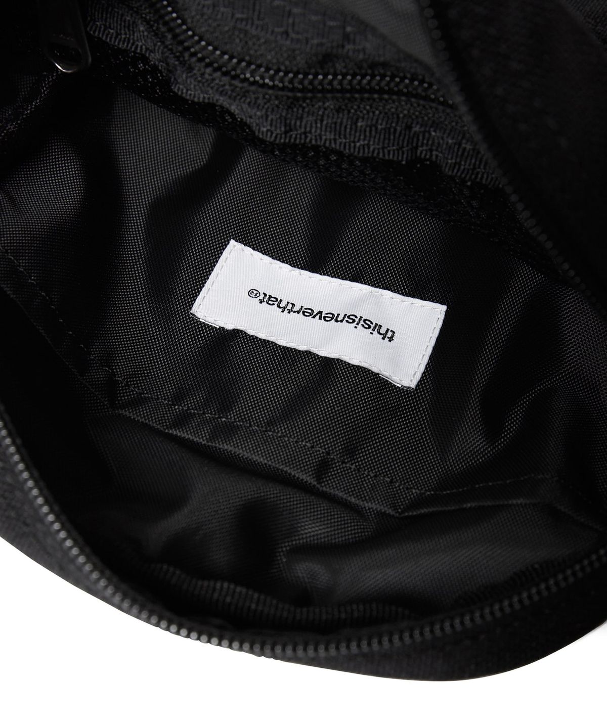 디스이즈네버댓(THISISNEVERTHAT) T-Logo Shoulder Bag Black