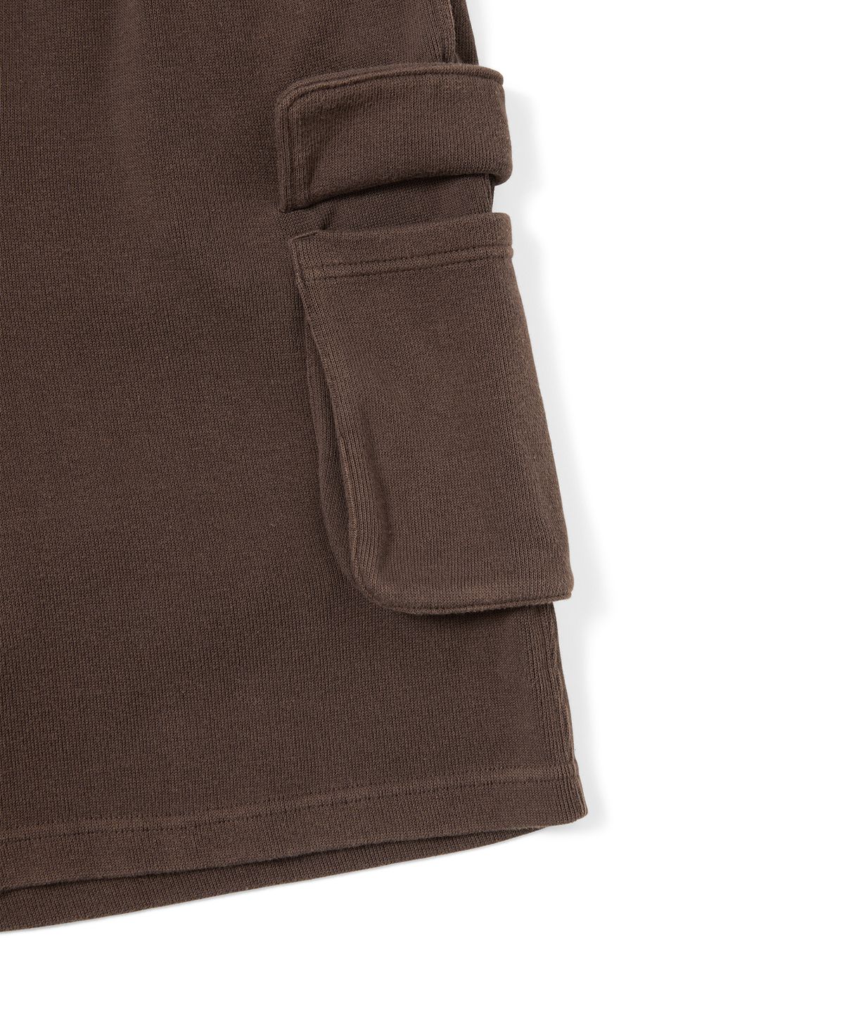 디스이즈네버댓(THISISNEVERTHAT) Cargo Sweatshort Dark Chocolate