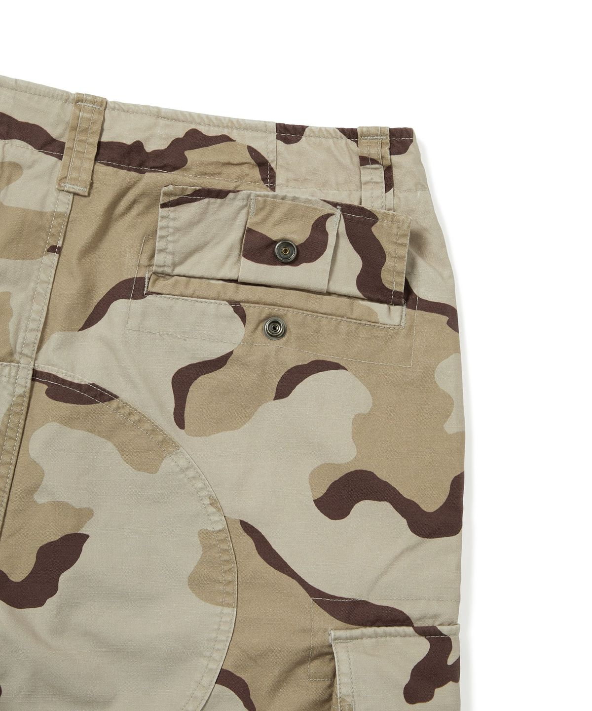 디스이즈네버댓(THISISNEVERTHAT) Cargo Short Camo
