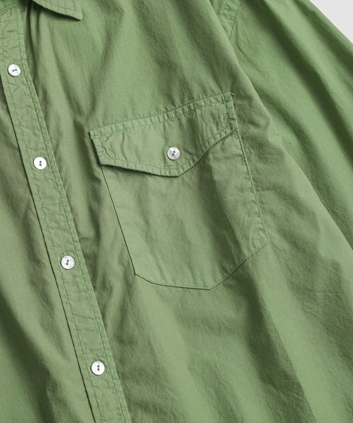 비헤비어(BEHEAVYER) DYED POPLIN CLASSIC SHIRTS grass