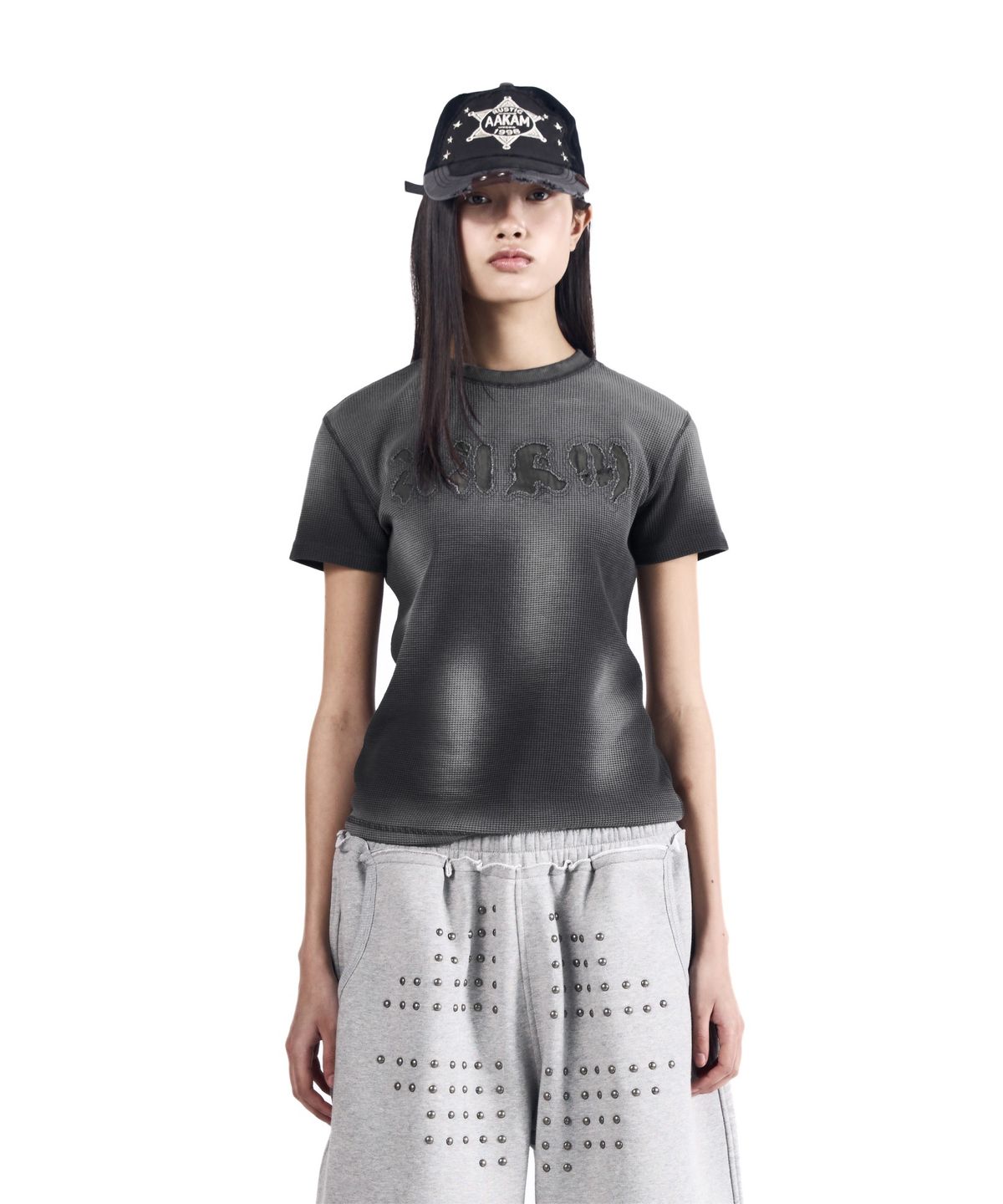 아캄(AAKAM) Reverse Patch Waffle Half Top (Dark Gray)