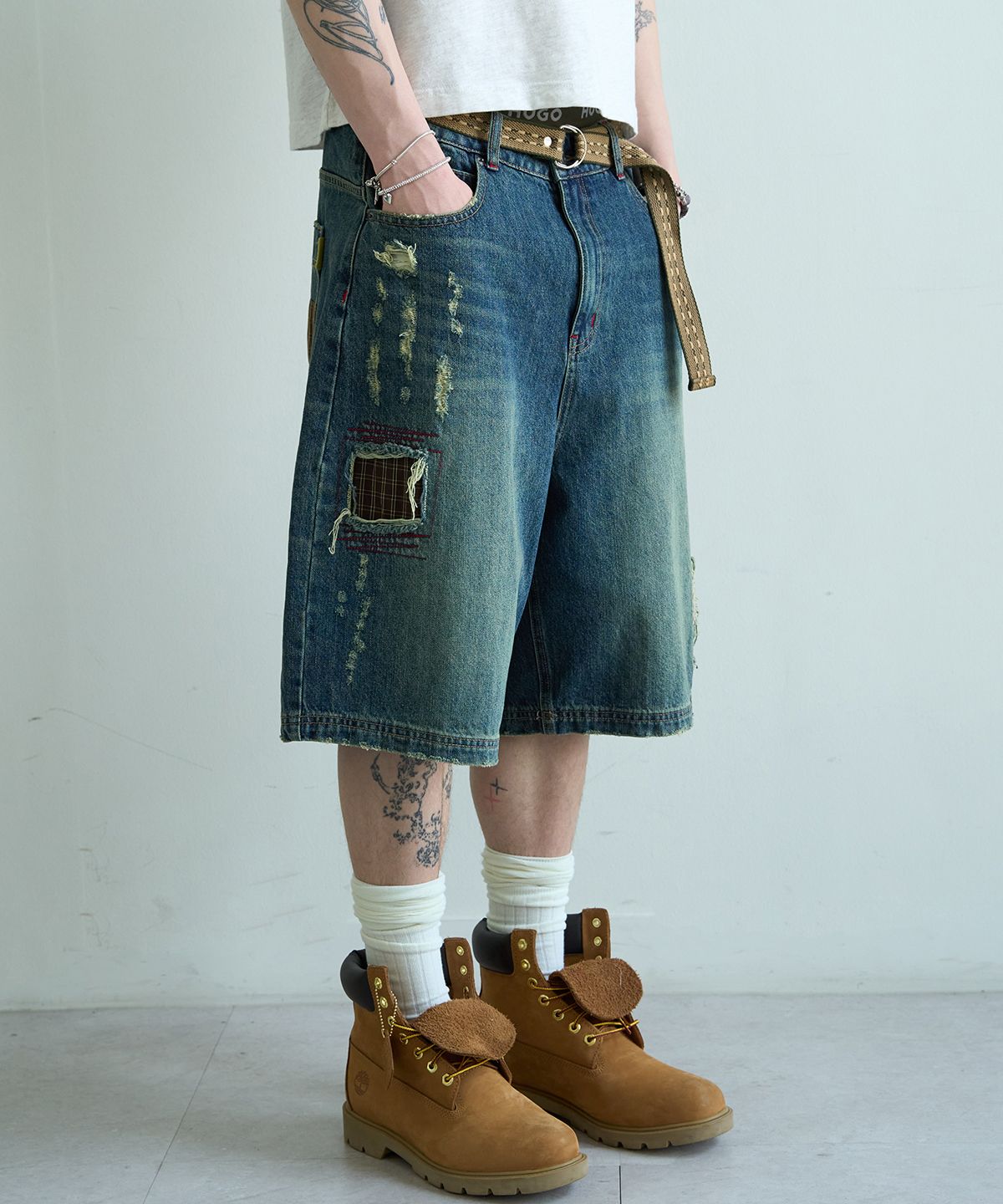 메인부스(MAINBOOTH) Repaired Denim Shorts(BLUE)