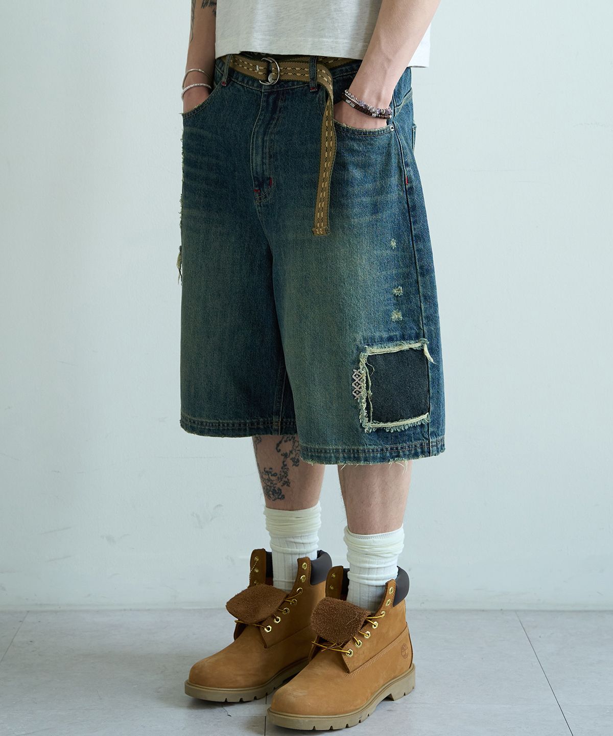 메인부스(MAINBOOTH) Repaired Denim Shorts(BLUE)