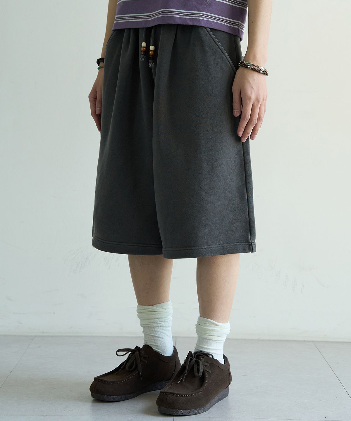 메인부스(MAINBOOTH) Haze Sweat Shorts(CHARCOAL)