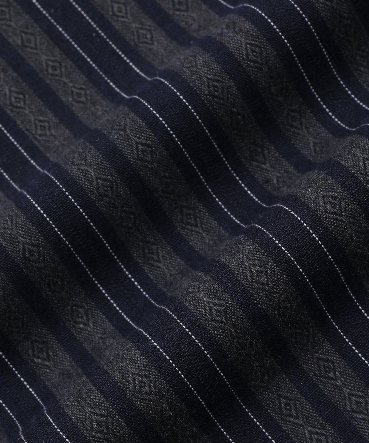 메인부스(MAINBOOTH) Patchwork Roll-up Shirt(NAVY)