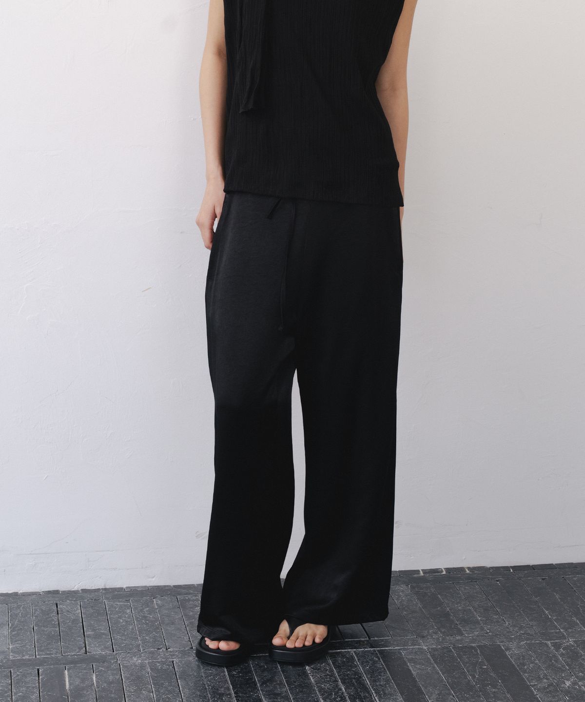 애프터글로울(AFTERGLOWOOL) Silky Lounge Pants-Black