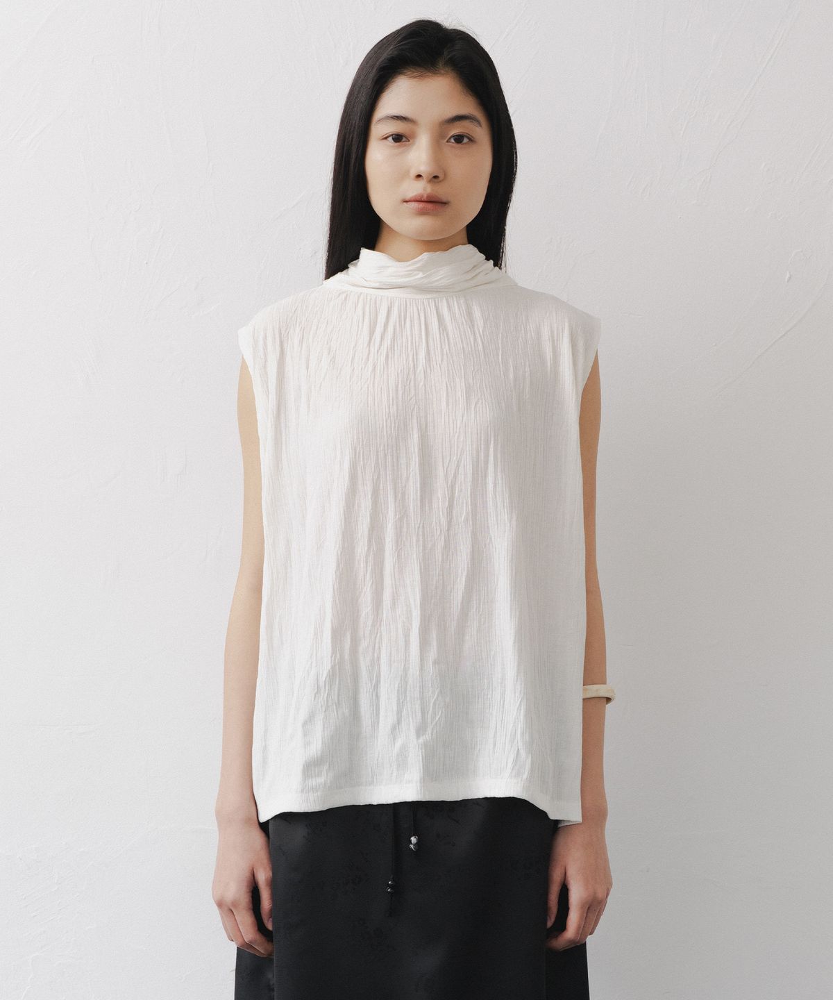 애프터글로울(AFTERGLOWOOL) Pleats Scarf Two Way Top-White
