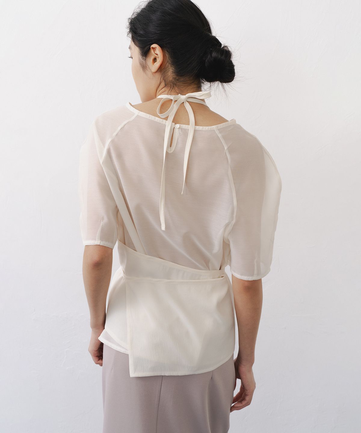 애프터글로울(AFTERGLOWOOL) String Halter Neck Sleeveless Top-Ivory