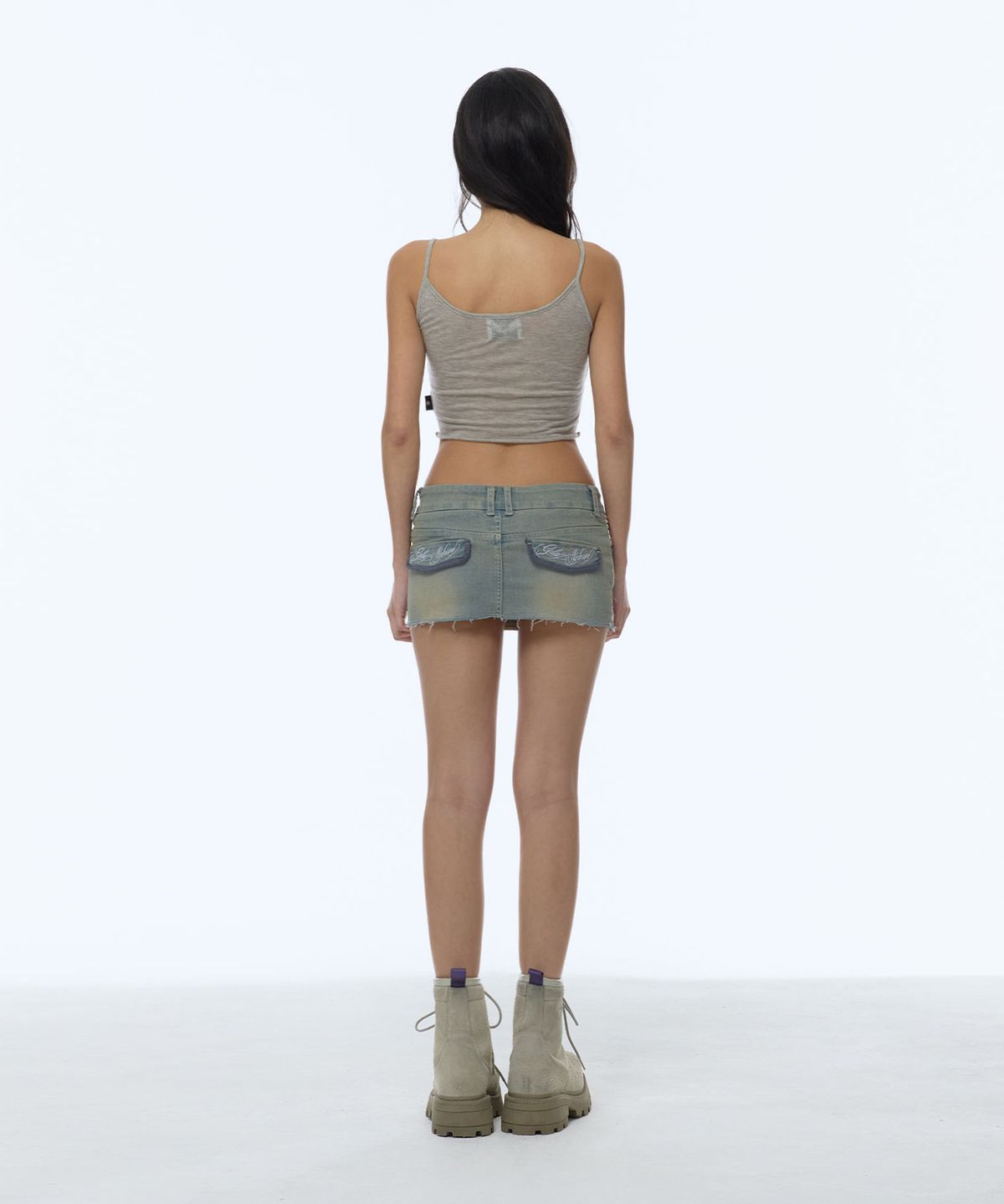 길라아카이브(GILAARCHIVE) RAW CUT-OFF CROP TANK TOP_GREY