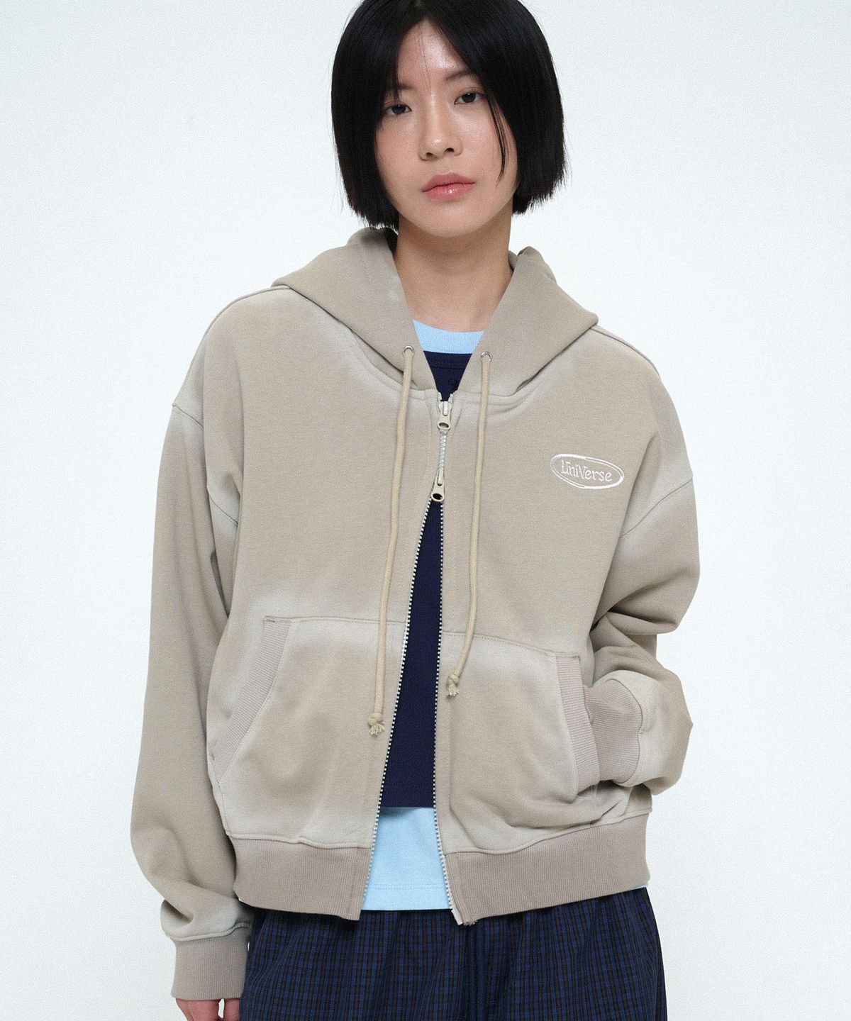 유니버스 가먼트(UNIVERSE GARMENT) 스프레이 후드 집업_BEIGE