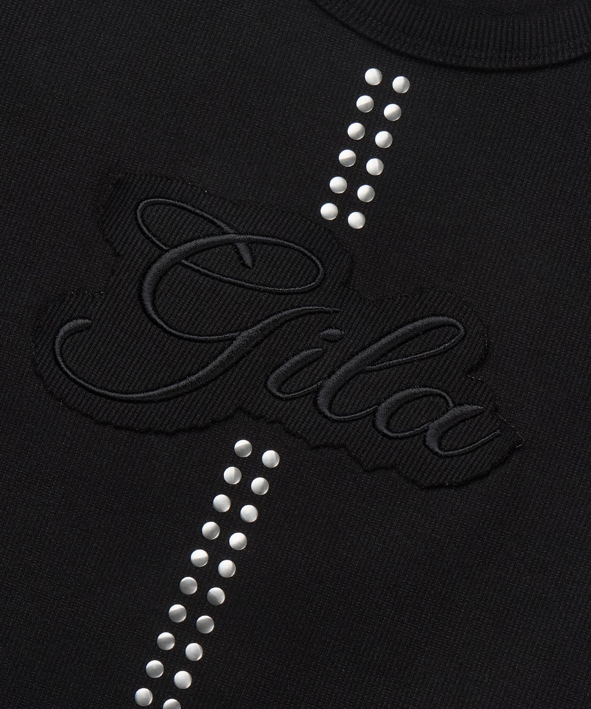 길라아카이브(GILAARCHIVE) STUD PATCH LOGO DYED CROP T-SHIRTS_BLACK