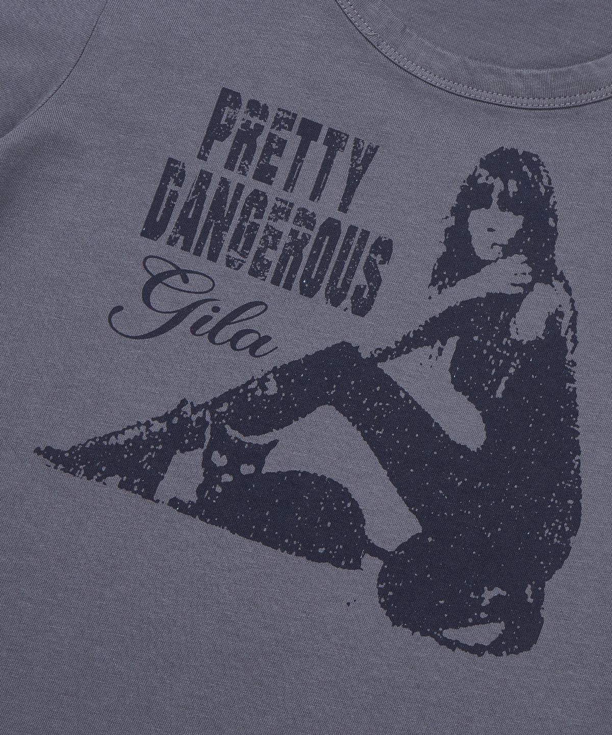 길라아카이브(GILAARCHIVE) DANGER GIRL CROP T-SHIRTS_NAVY