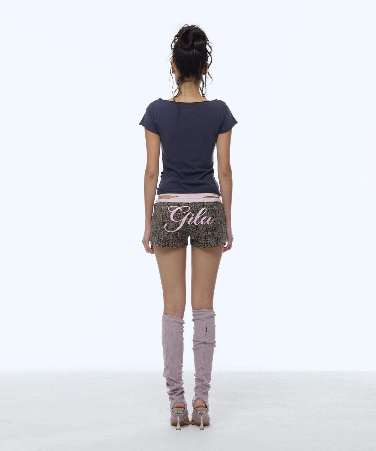 길라아카이브(GILAARCHIVE) SLOGAN BOAT NECK T-SHIRTS_NAVY