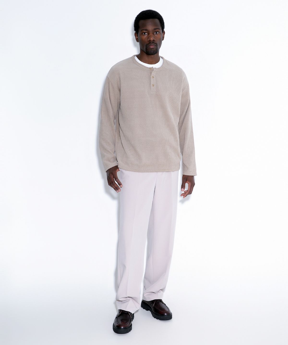 스트라이크(STRIKE) Grain Touch Henley T-Shirt (BEIGEㅣCREAMㅣBLACKㅣCHARCOAL)