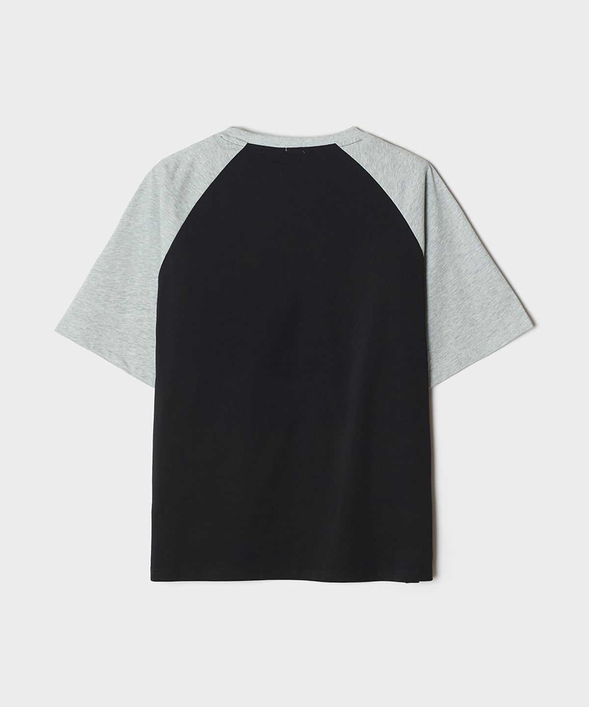 스파오(SPAO) [망그러진곰] 래글런 반팔 티셔츠(BLACK)_SPRLG37U01