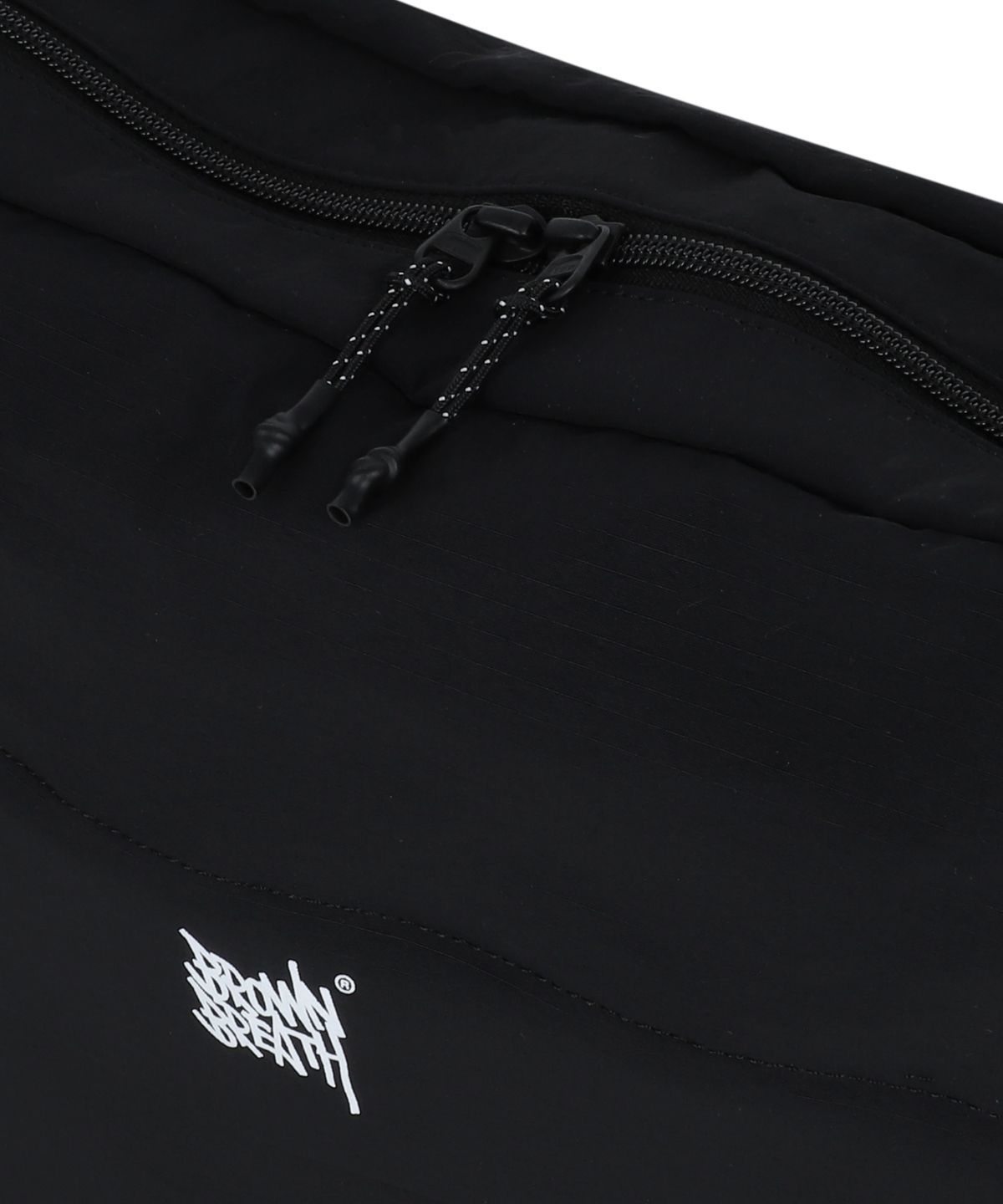 브라운브레스(BROWNBREATH) TAG NYLON CROSS BAG - BLACK