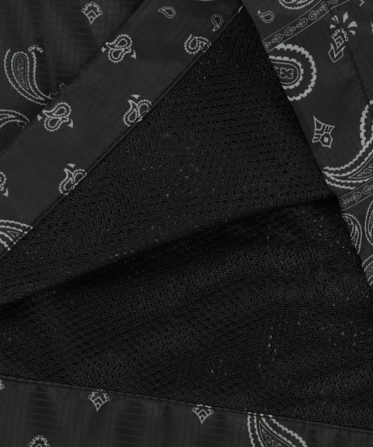 브라운브레스(BROWNBREATH) PAISLEY SHORTS - BLACK