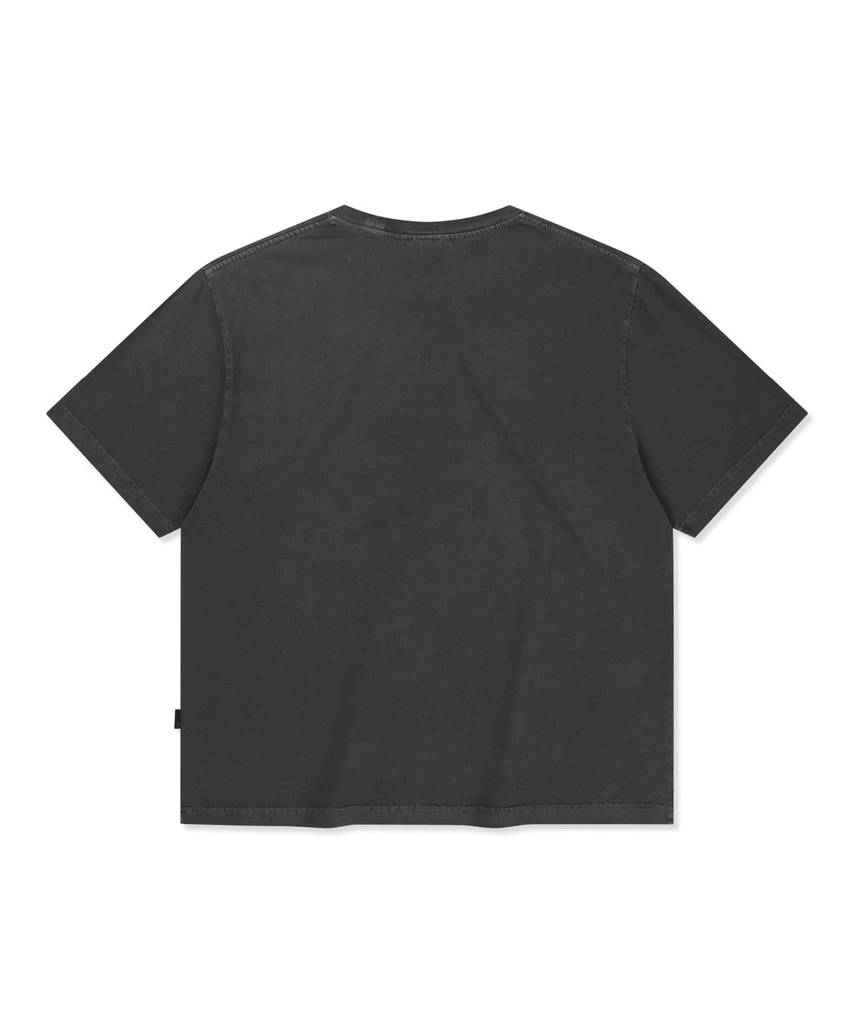 브라운브레스(BROWNBREATH) STAMP TAG PIGMENT TEE - CHARCOAL