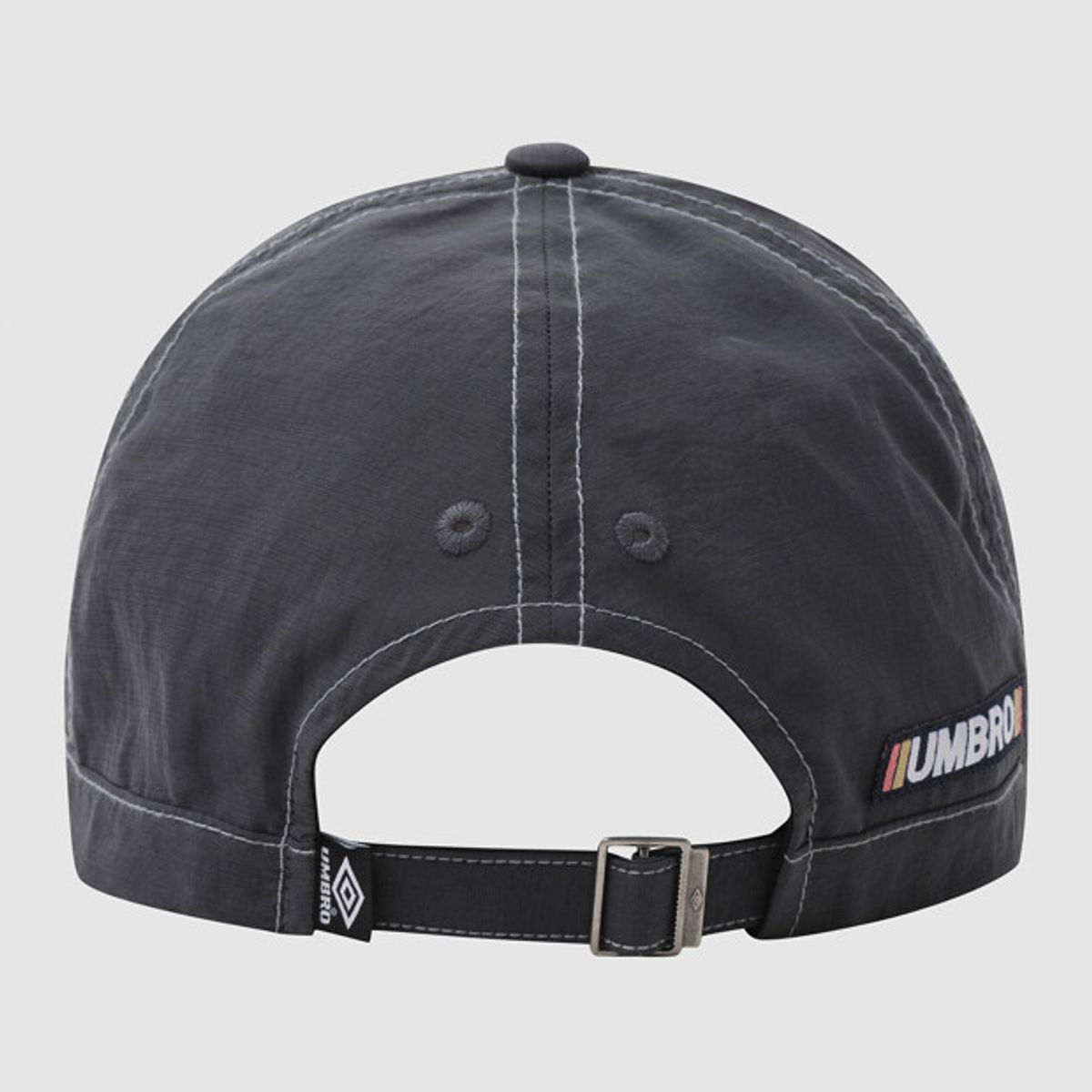 엄브로(UMBRO) 크리스피 타슬란 캡 차콜 UR221CCP51