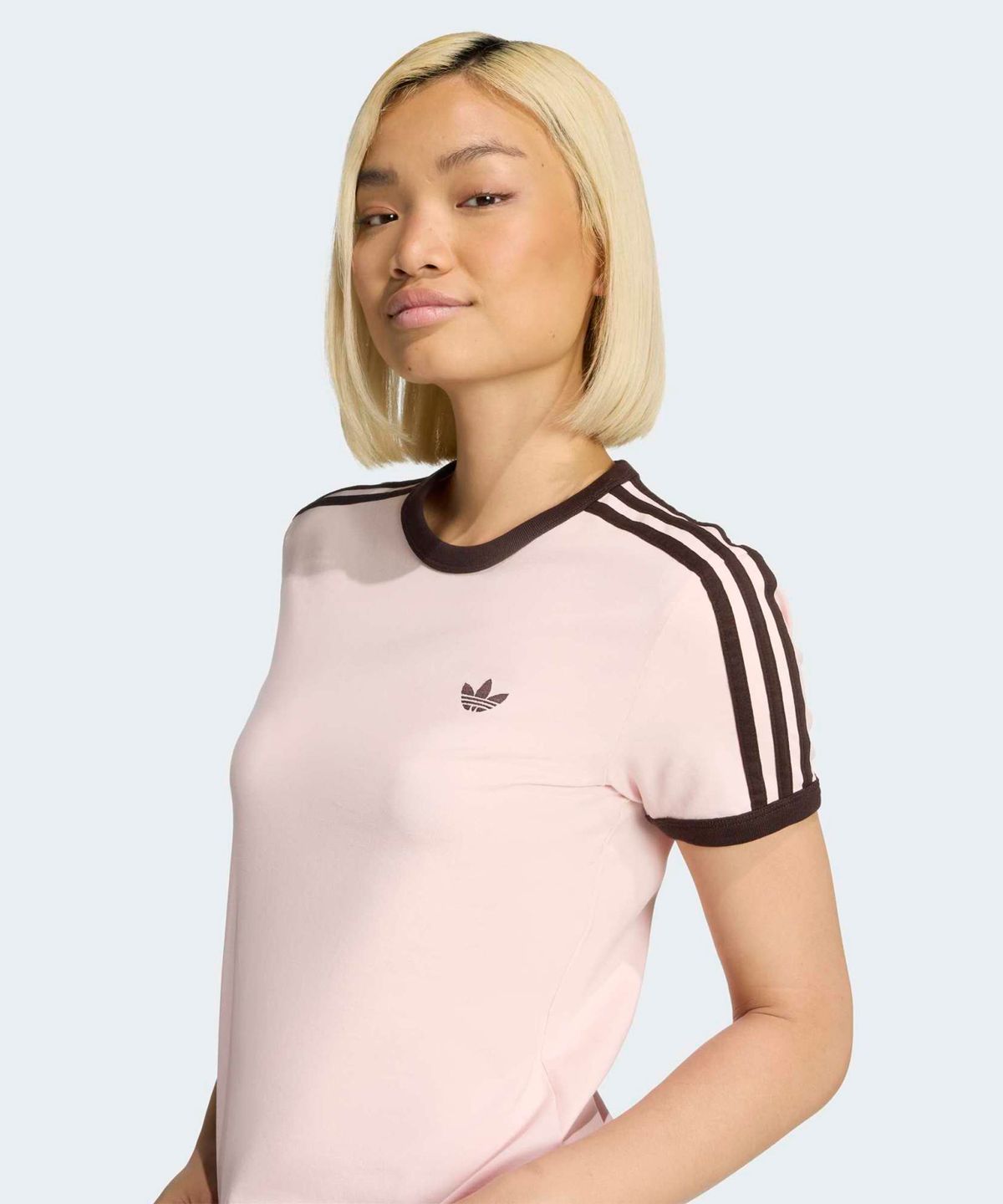 아디다스(ADIDAS) 3-스트라이프 슬림 티셔츠 - 샌디핑크:아우라커피 / KC9016
