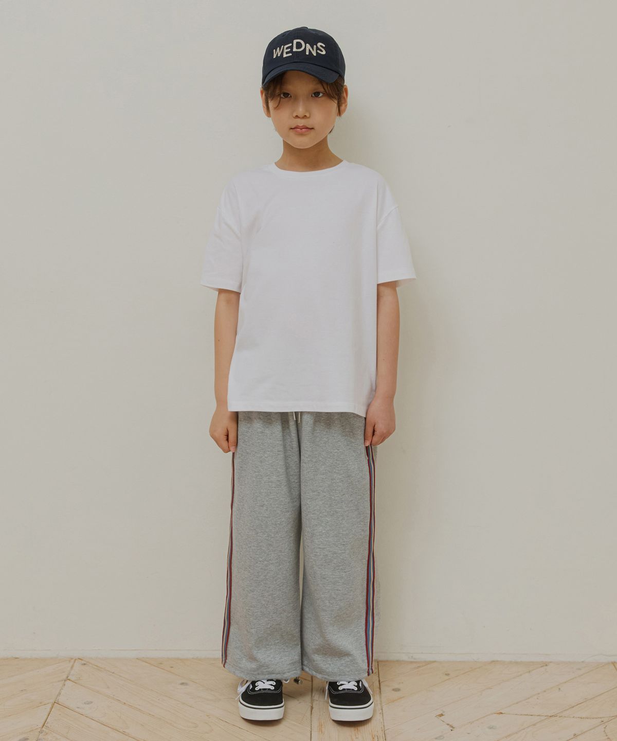 웬즈데이오아시스 키즈(WEDNESDAYOASIS KIDS) [Kids]루미 라인 트랙 팬츠_MELANGE GRAY(WB6PT30)