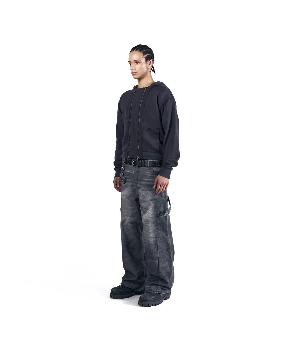 아캄(AAKAM) Hammer Studded Denim Pants (Black)