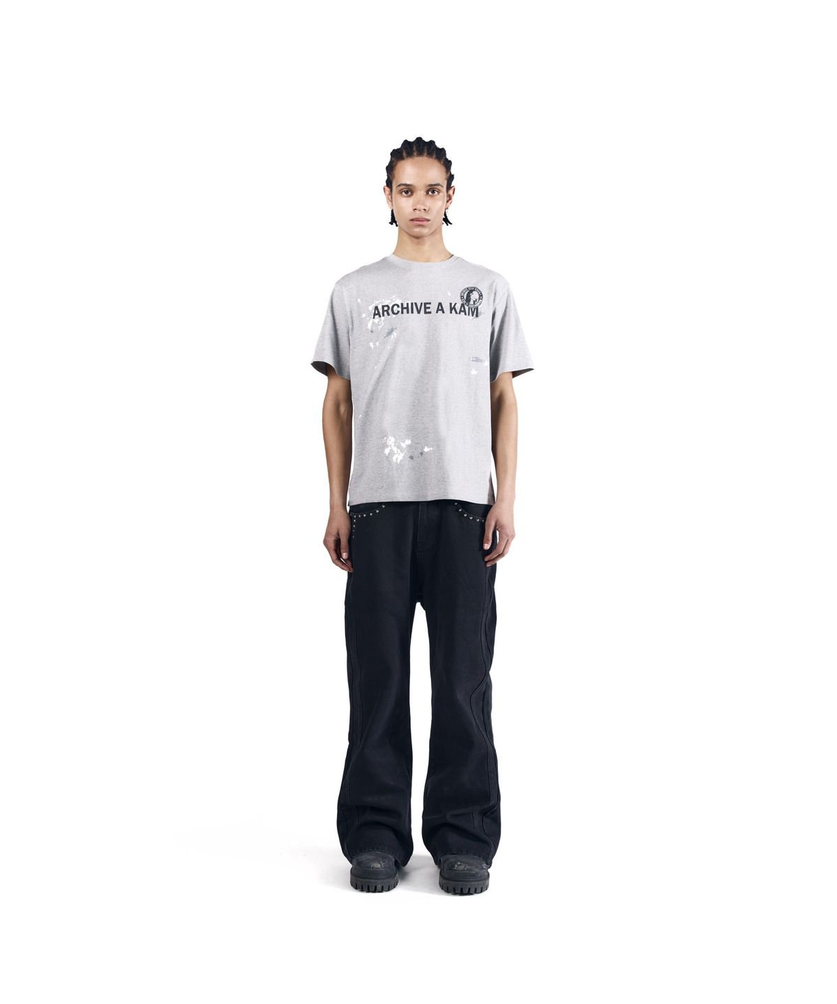 아캄(AAKAM) Back Studded Flare Denim Pants (Black)