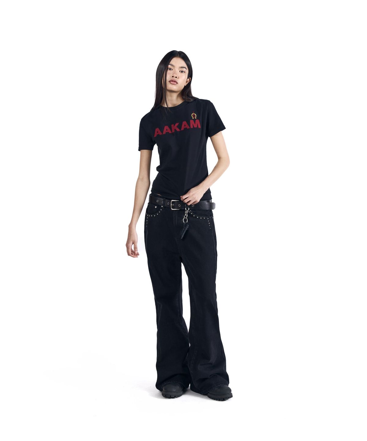 아캄(AAKAM) Back Studded Flare Denim Pants (Black)