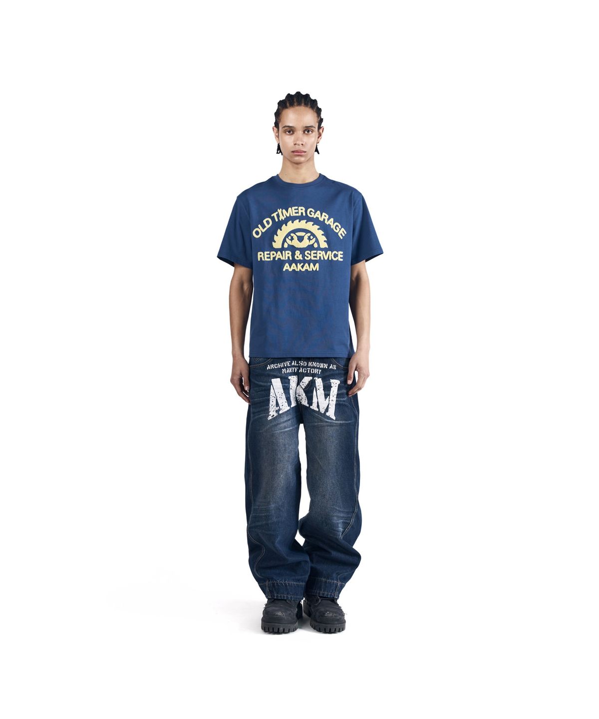 아캄(AAKAM) AKM Curved Denim Pants (Blue)