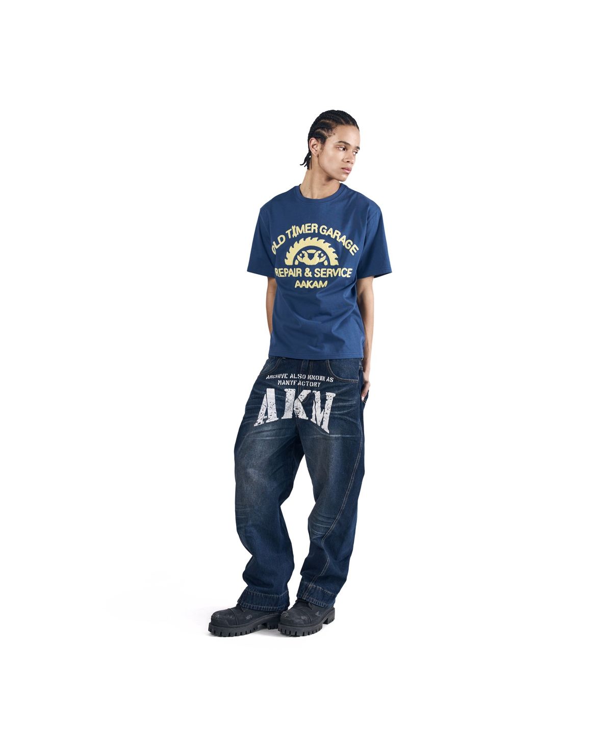 아캄(AAKAM) AKM Curved Denim Pants (Blue)