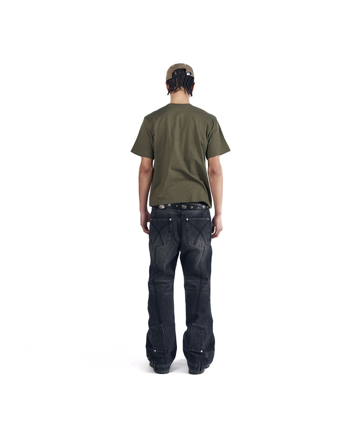 아캄(AAKAM) Upside-Down Flare Denim Pants (Black)